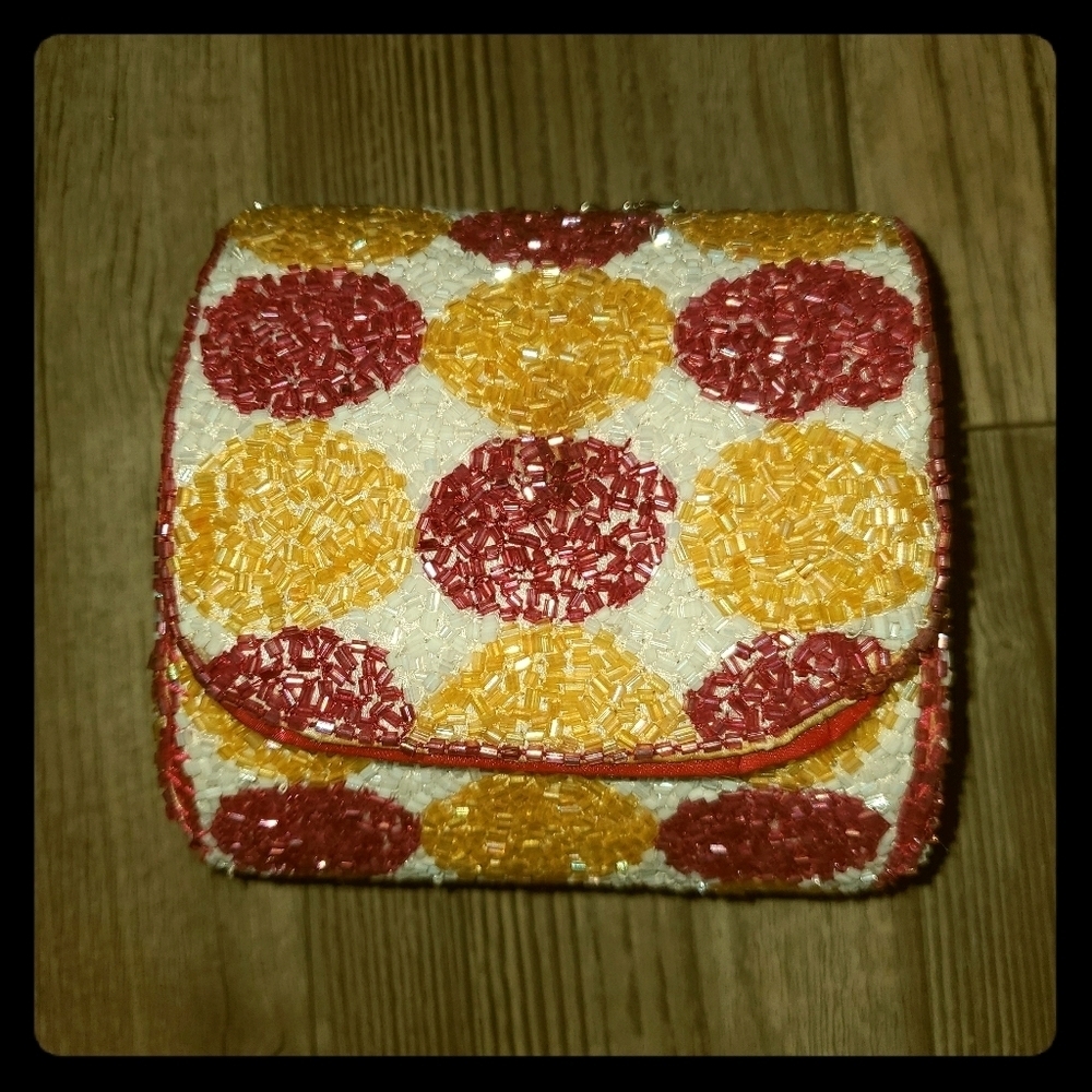 Fantastic Beaded Dots Shoulder Chained Purse 💌💌